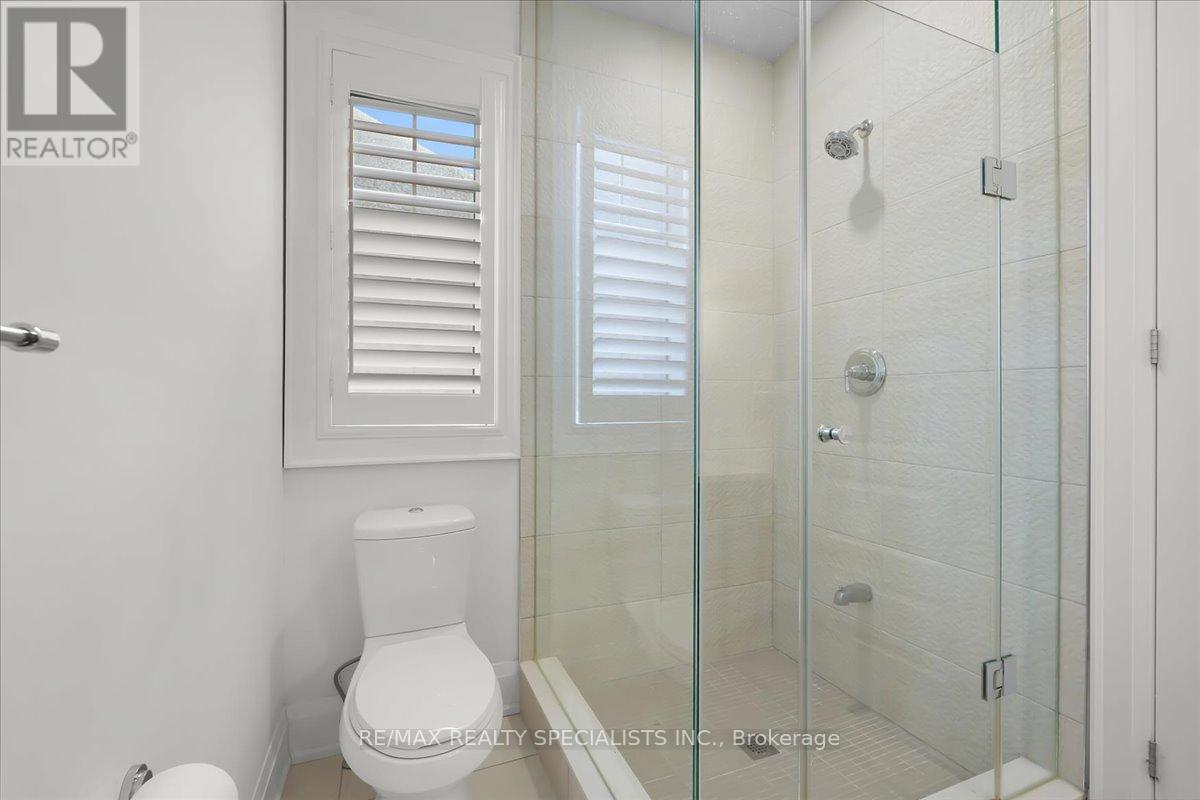 49 Mary Natasha Court, Vaughan, Ontario  L4H 4N6 - Photo 23 - N13528432