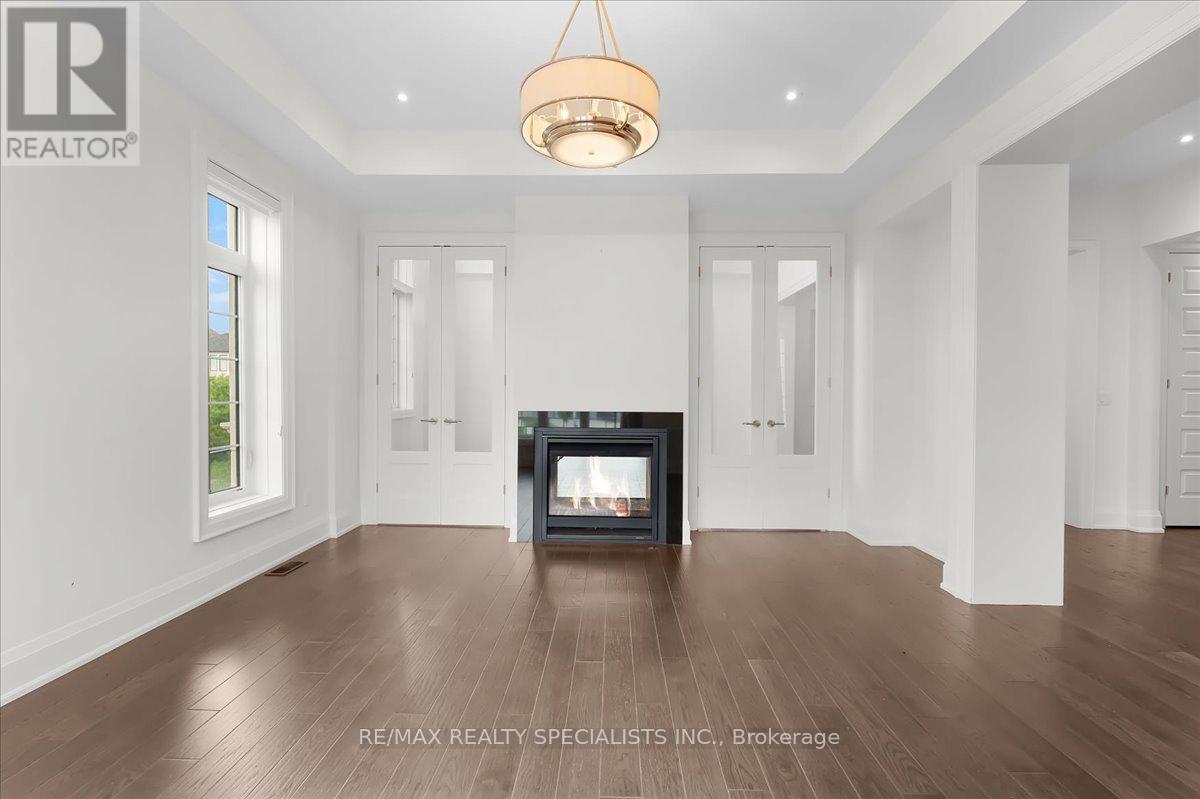 49 Mary Natasha Court, Vaughan, Ontario  L4H 4N6 - Photo 6 - N13528432