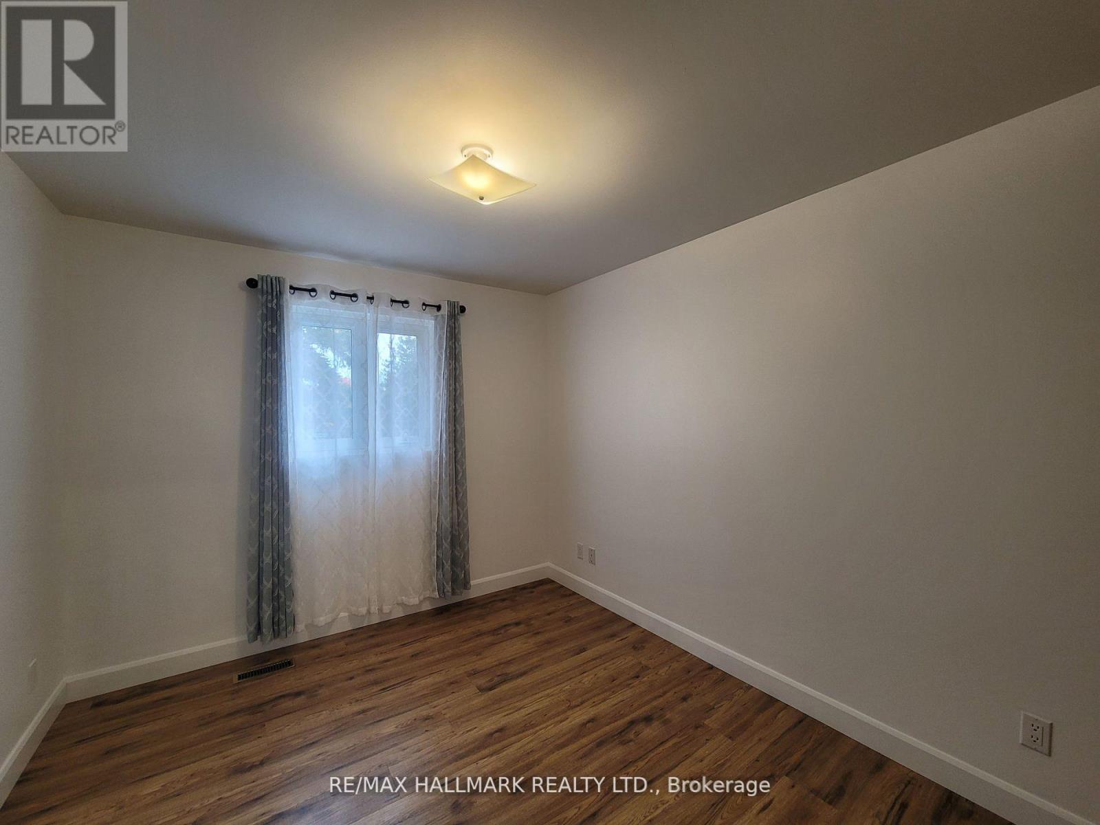 23 Ironshield Crescent, Markham, Ontario  L3T 3K7 - Photo 10 - N13528522