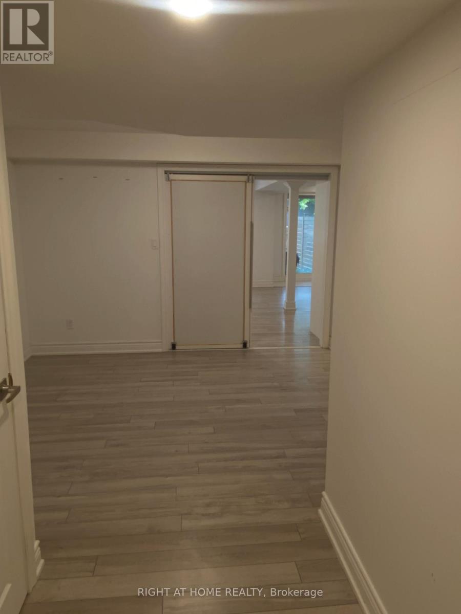 Lower Level - 65 Ruffle Lane Lane N, Richmond Hill, Ontario L4E 2V1 - Photo 8 - N13528566