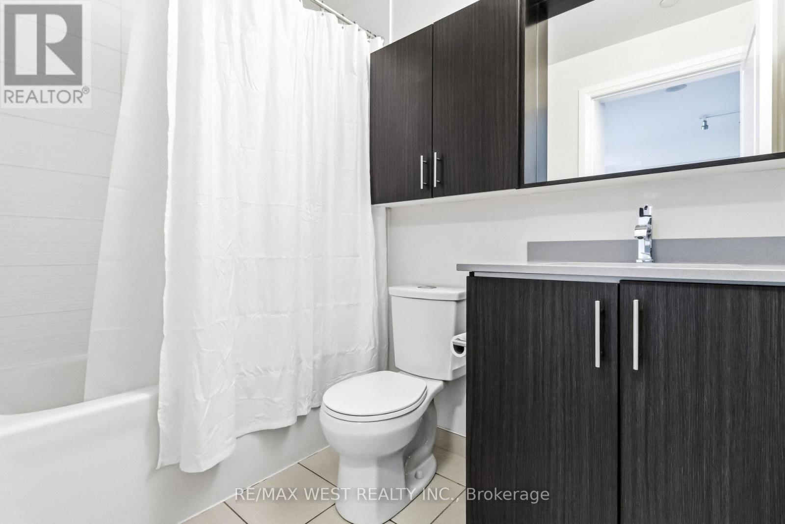 1404 - 3700 Highway 7 Road W, Vaughan, Ontario  L4L 0G8 - Photo 13 - N13528654