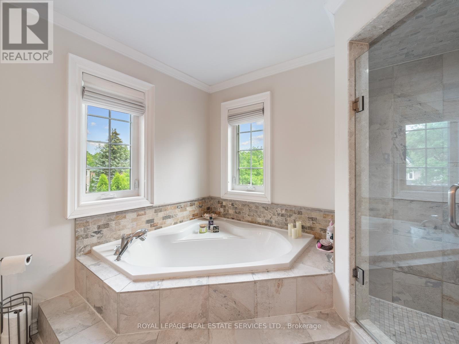 63 Deerglen Terrace, Aurora, Ontario  L4G 6Y2 - Photo 35 - N13528700