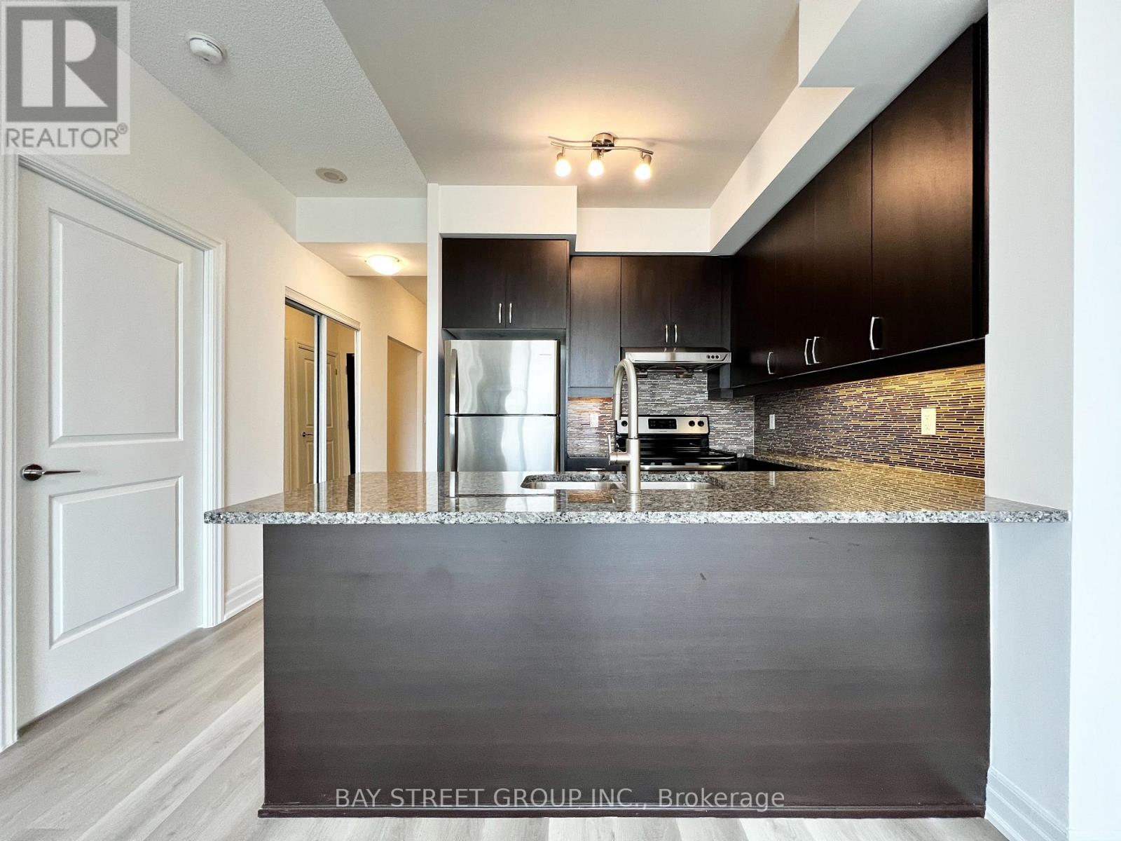 703 - 8110 Birchmount Road, Markham, Ontario  L6G 0E3 - Photo 15 - N13528710