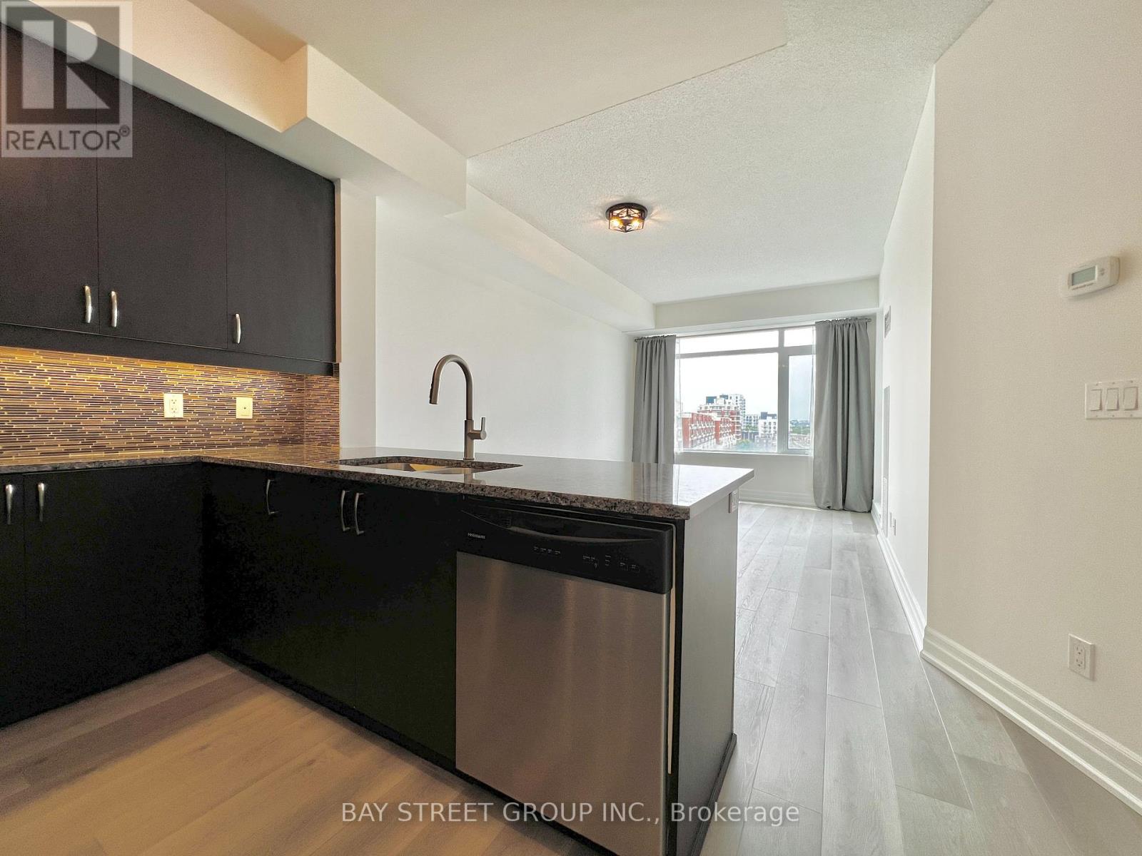 703 - 8110 Birchmount Road, Markham, Ontario  L6G 0E3 - Photo 8 - N13528710