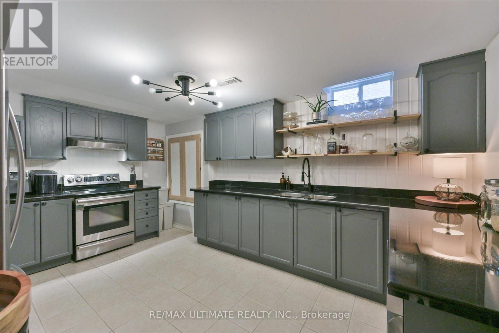 123 Village Green Drive, Vaughan, Ontario  L4L 0G9 - Photo 43 - N13528768