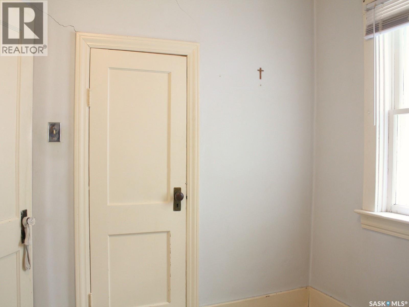 111 L Avenue S, Saskatoon, Saskatchewan  S7M 2G9 - Photo 6 - SK041633