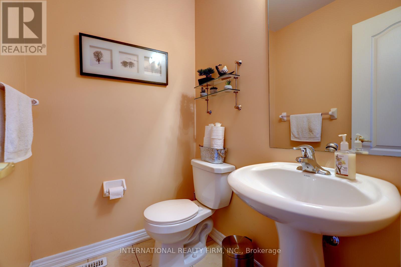 56 Arizona Drive, Brampton, Ontario  L6Y 0R6 - Photo 5 - W13528520