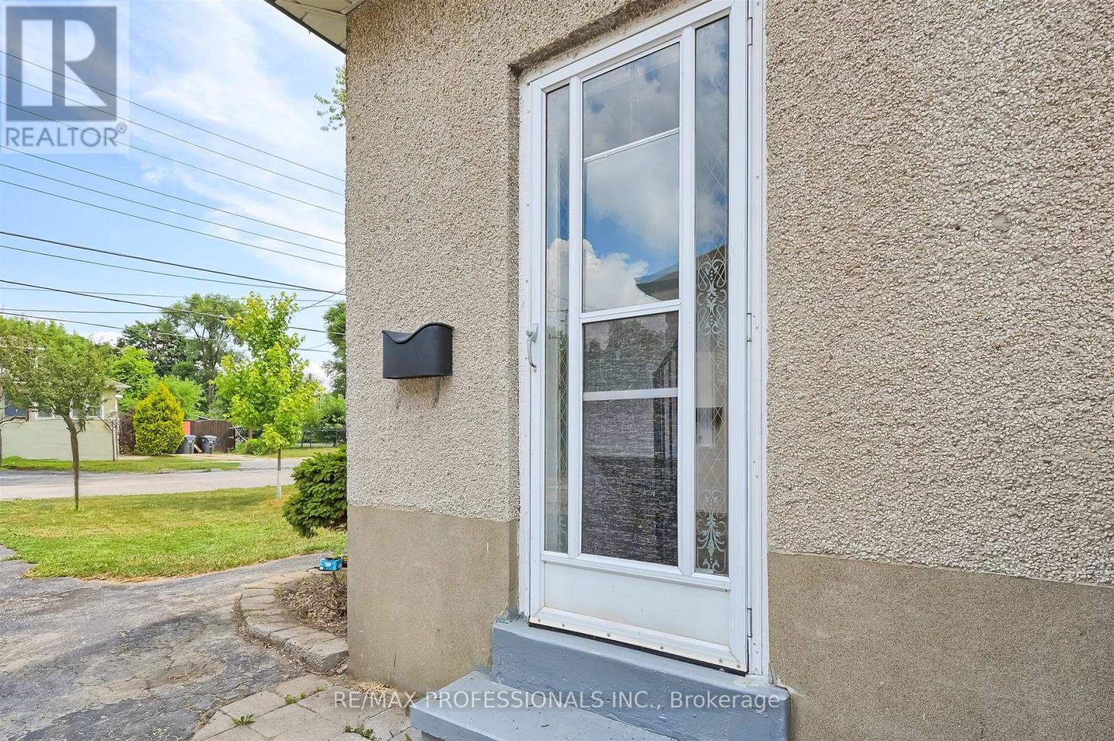Bsmt - 1026 Haig Boulevard, Mississauga, Ontario L5E 2M5 - Photo 19 - W13528528