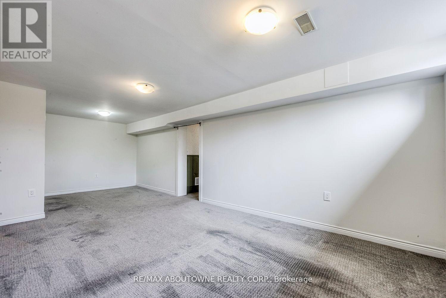 530 Lees Lane, Oakville, Ontario L6L 4T4 - Photo 20 - W13528534