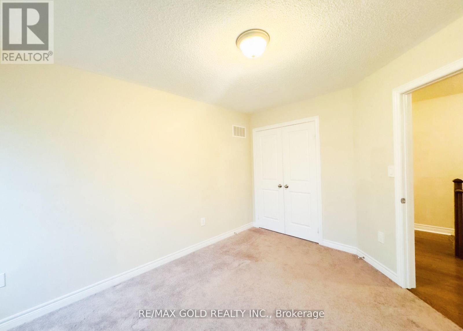 60 Remembrance Road, Brampton (Northwest Brampton), Ontario  L7A 0A7 - Photo 12 - W13528536