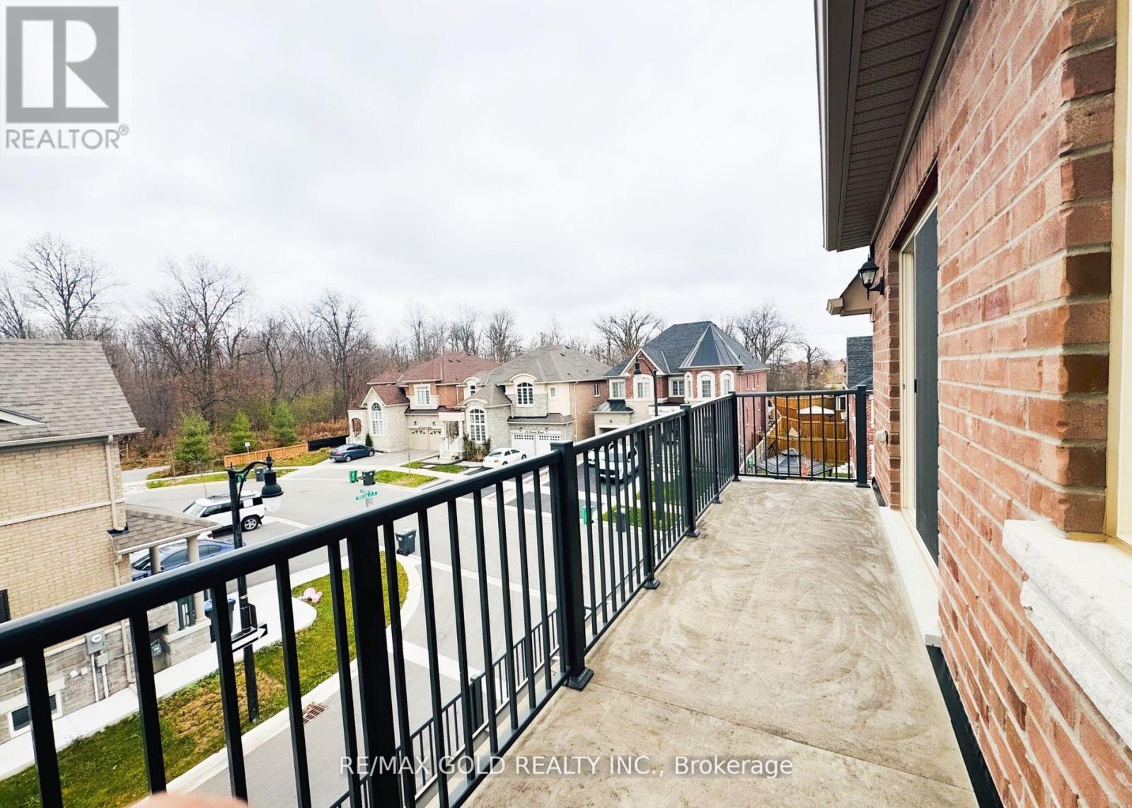 60 Remembrance Road, Brampton (Northwest Brampton), Ontario  L7A 0A7 - Photo 24 - W13528536