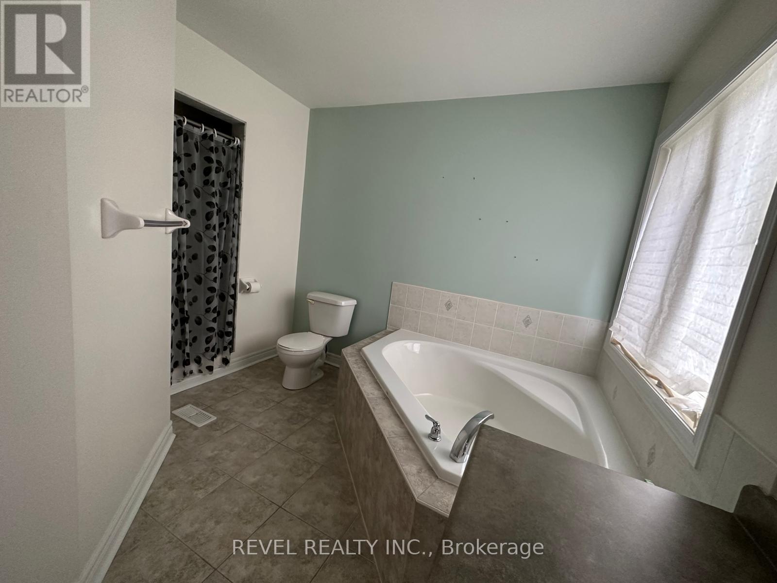 284 Duncan Lane, Milton (Sc Scott), Ontario  L9T 7A8 - Photo 7 - W13528632