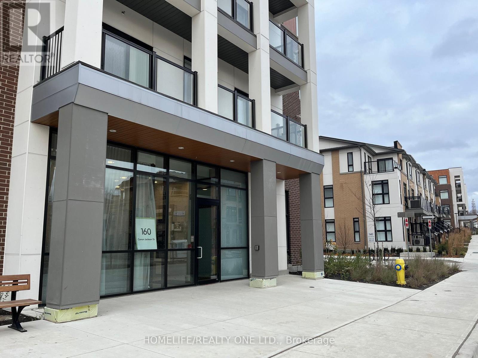 501 - 160 Canon Jackson Drive, Toronto, Ontario M6M 0B6 - Photo 2 - W13528714
