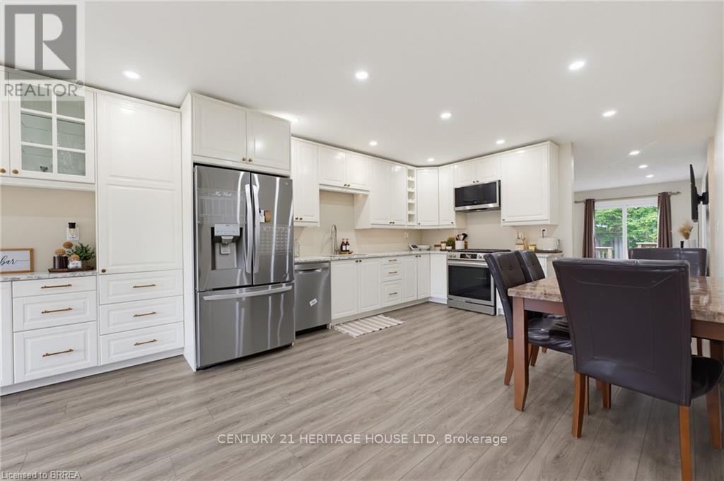 125 Whitlaw Way, Brant, Ontario  N3L 4C9 - Photo 3 - X13528456