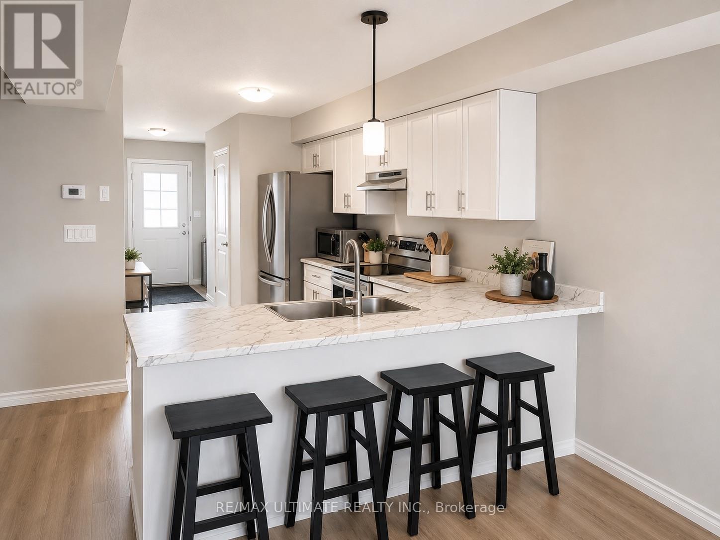 180 Head Street S, Norfolk, Ontario  N3Y 5E6 - Photo 3 - X13528476