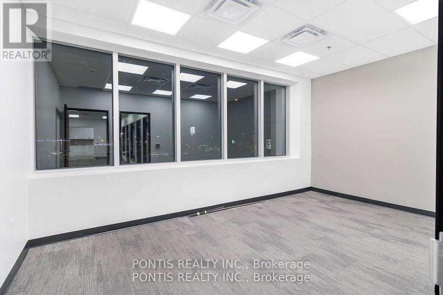 G206& 207 - 450 Hespeler Road, Cambridge, Ontario N1R 6J7 - Photo 2 - X13528486