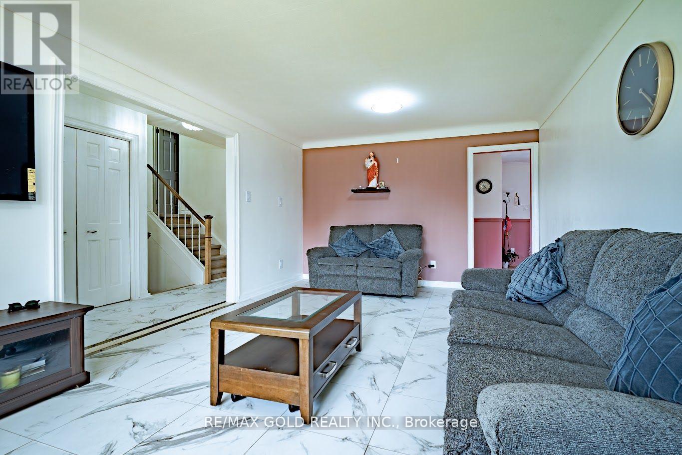 2860 Henley Avenue, Niagara Falls, Ontario  L2J 3M4 - Photo 8 - X13528590