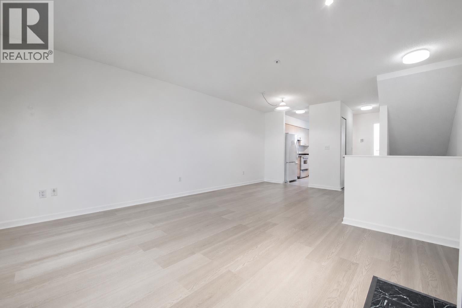 202 3683 Wellington Avenue, Vancouver, British Columbia  V5R 4Z5 - Photo 4 - R3142241