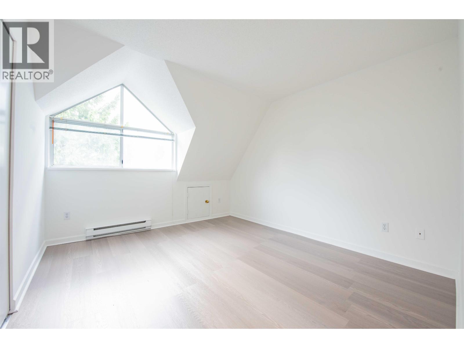 202 3683 Wellington Avenue, Vancouver, British Columbia  V5R 4Z5 - Photo 13 - R3142241