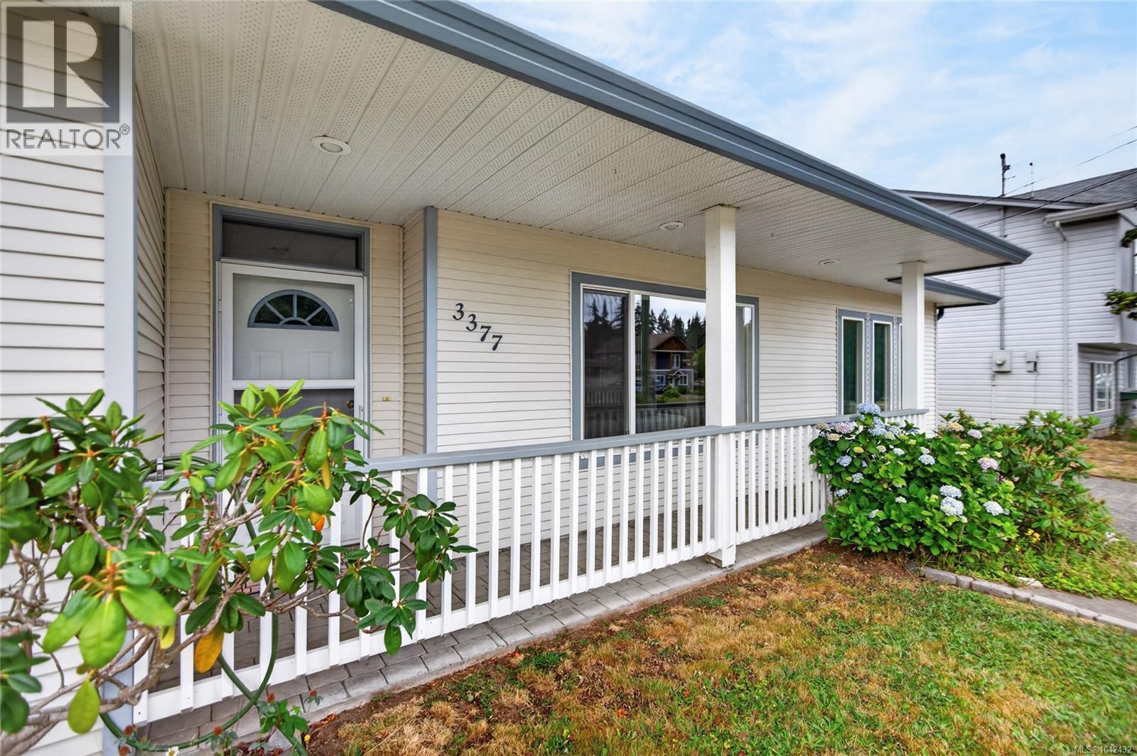 3377 Primrose St, Cumberland, British Columbia  V0R 1S0 - Photo 12 - 1042432