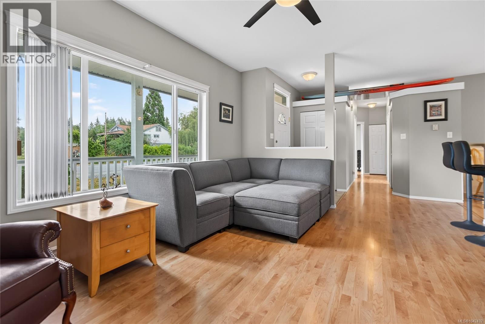 3377 Primrose St, Cumberland, British Columbia  V0R 1S0 - Photo 17 - 1042432