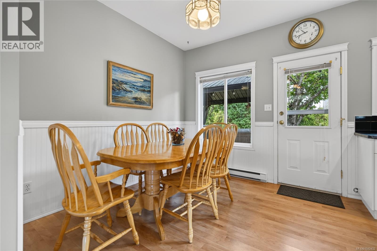 3377 Primrose St, Cumberland, British Columbia  V0R 1S0 - Photo 20 - 1042432