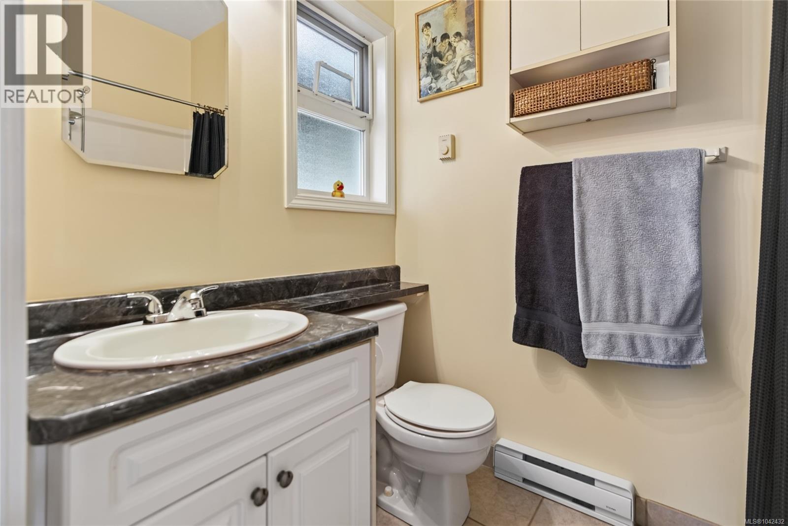 3377 Primrose St, Cumberland, British Columbia  V0R 1S0 - Photo 35 - 1042432