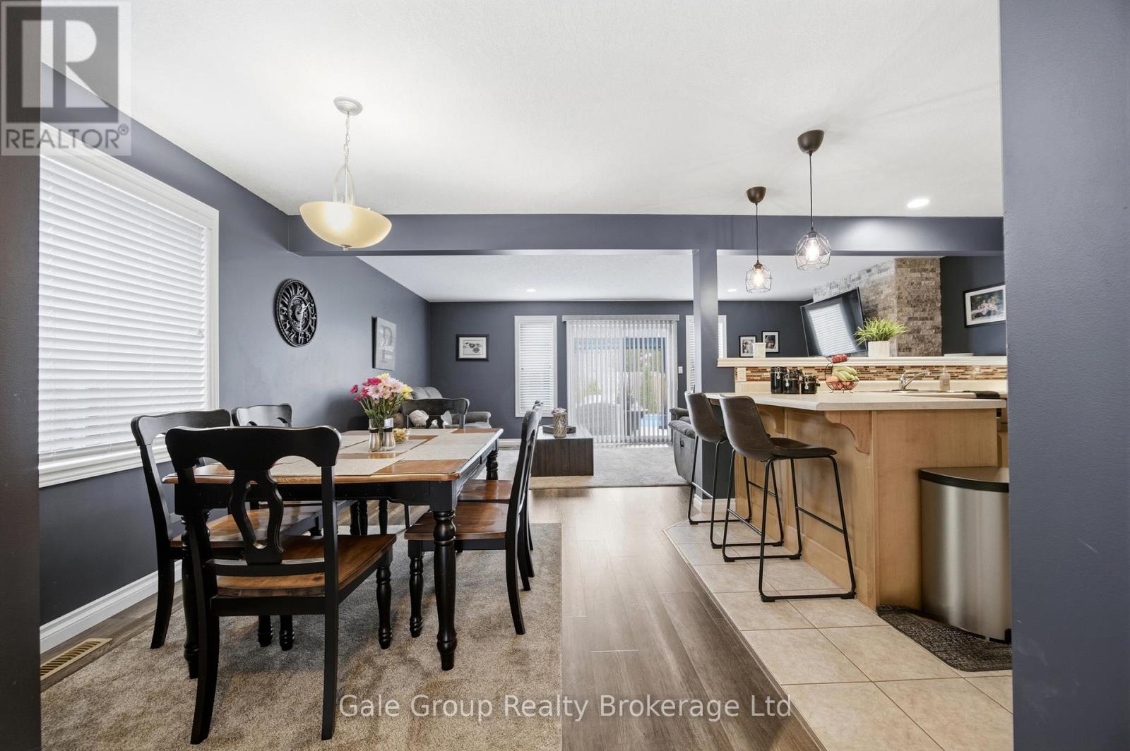 507 Hummingbird Crescent, Woodstock, Ontario N4T 1V9 - Photo 4 - X13511964
