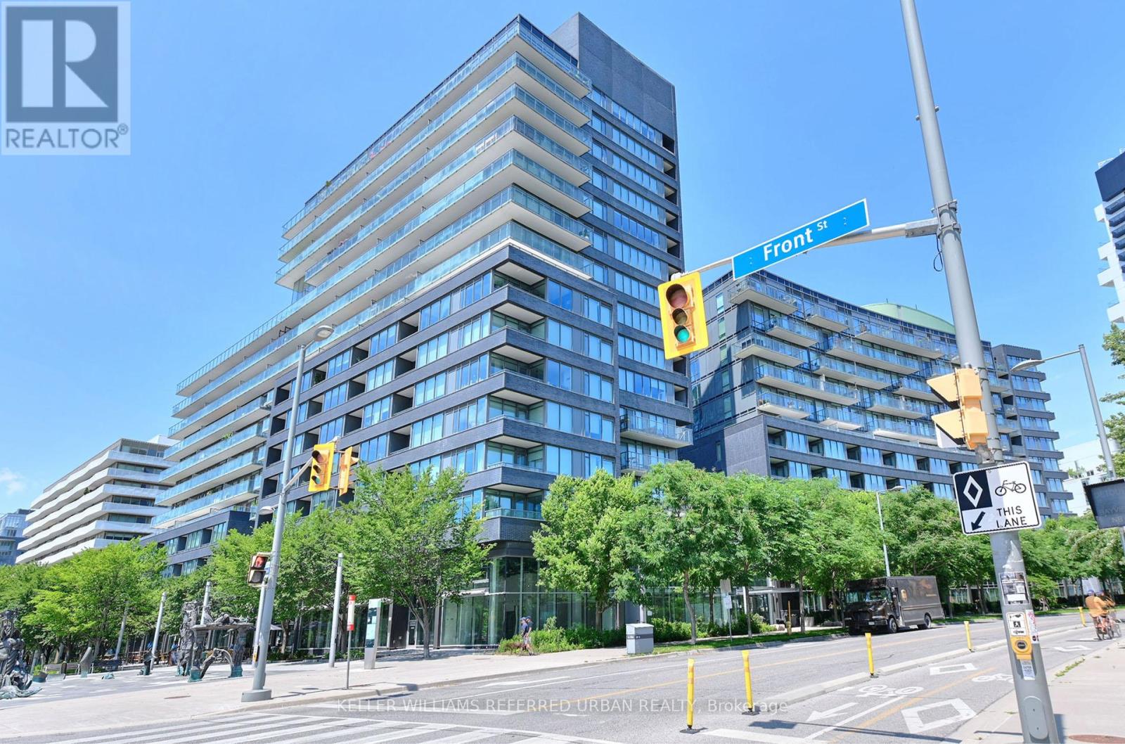 N817 - 120 Bayview Avenue, Toronto, Ontario  M5A 0G4 - Photo 2 - C13528392