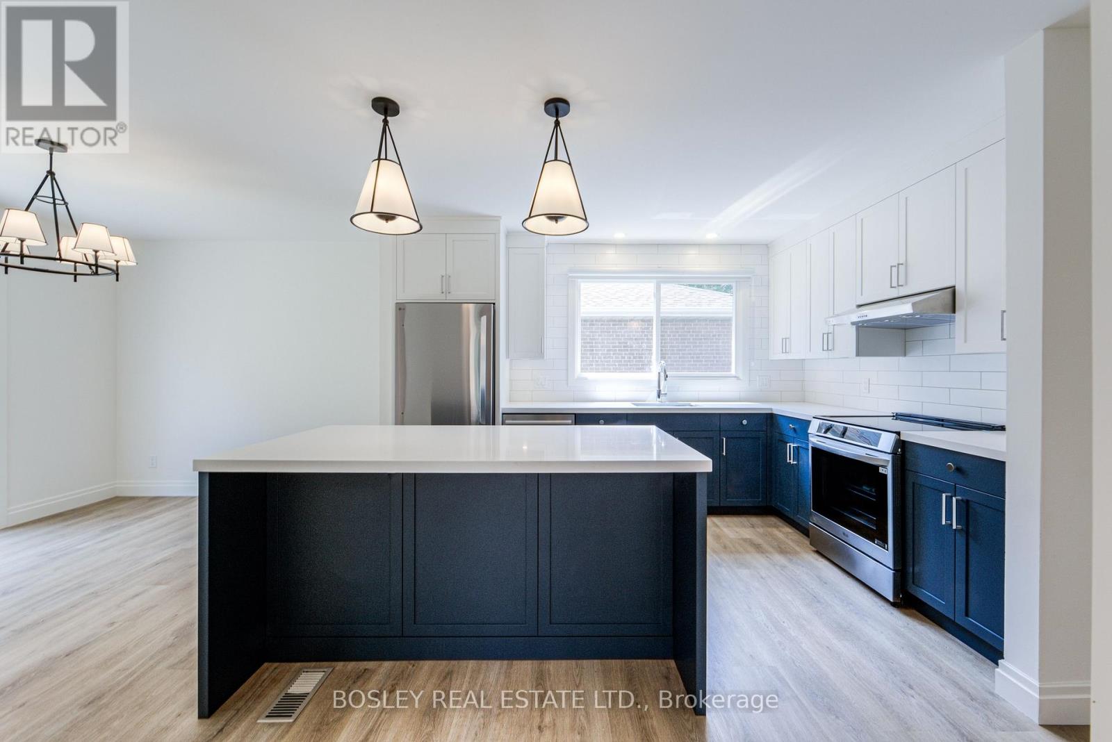 33 Forestbrook Crescent, Toronto, Ontario  M1T 1S7 - Photo 10 - E13514664