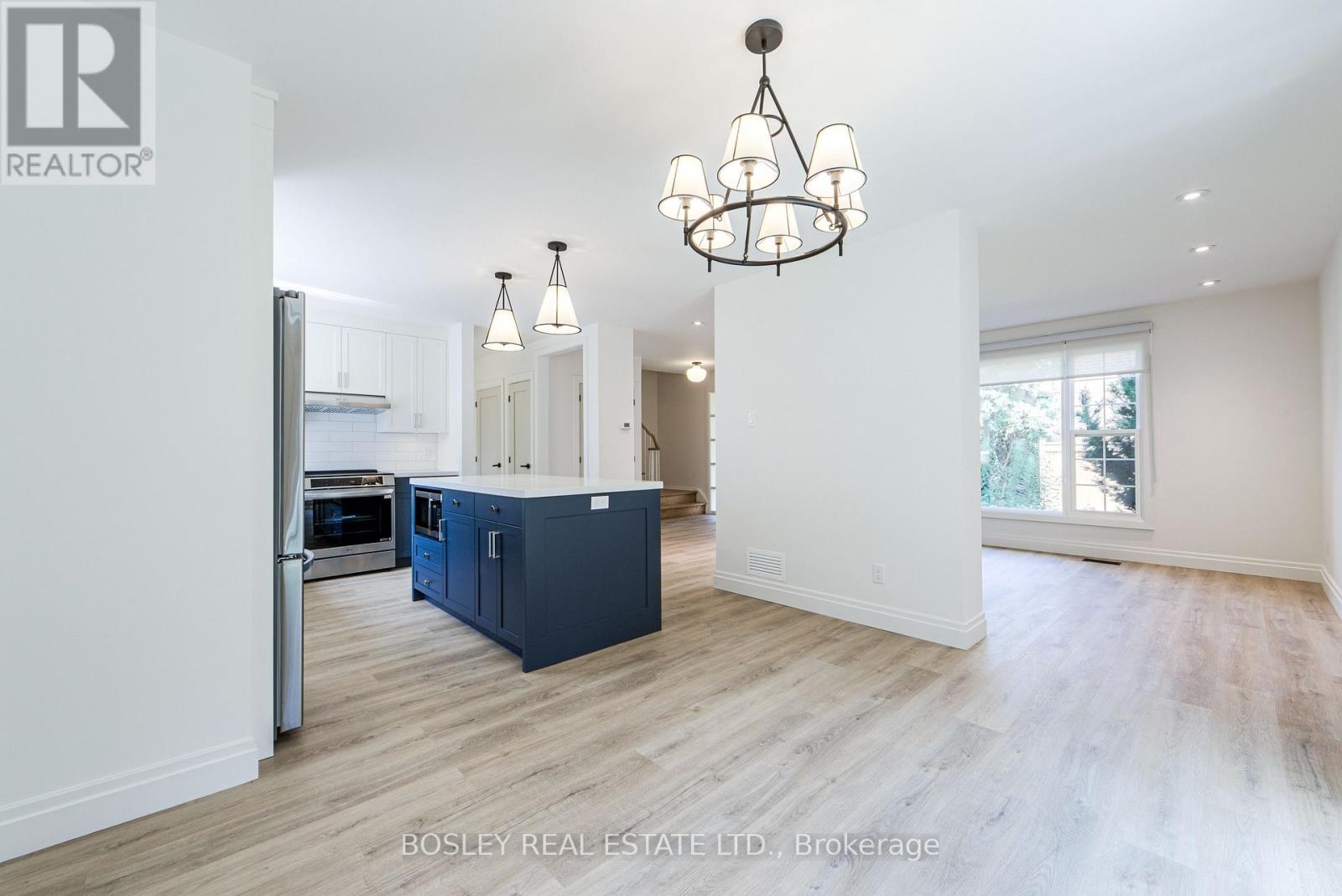 33 Forestbrook Crescent, Toronto, Ontario  M1T 1S7 - Photo 15 - E13514664