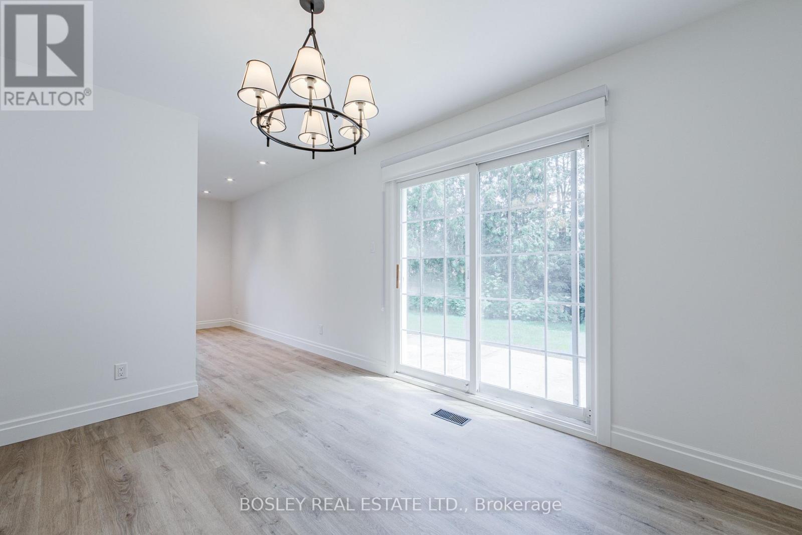 33 Forestbrook Crescent, Toronto, Ontario  M1T 1S7 - Photo 16 - E13514664