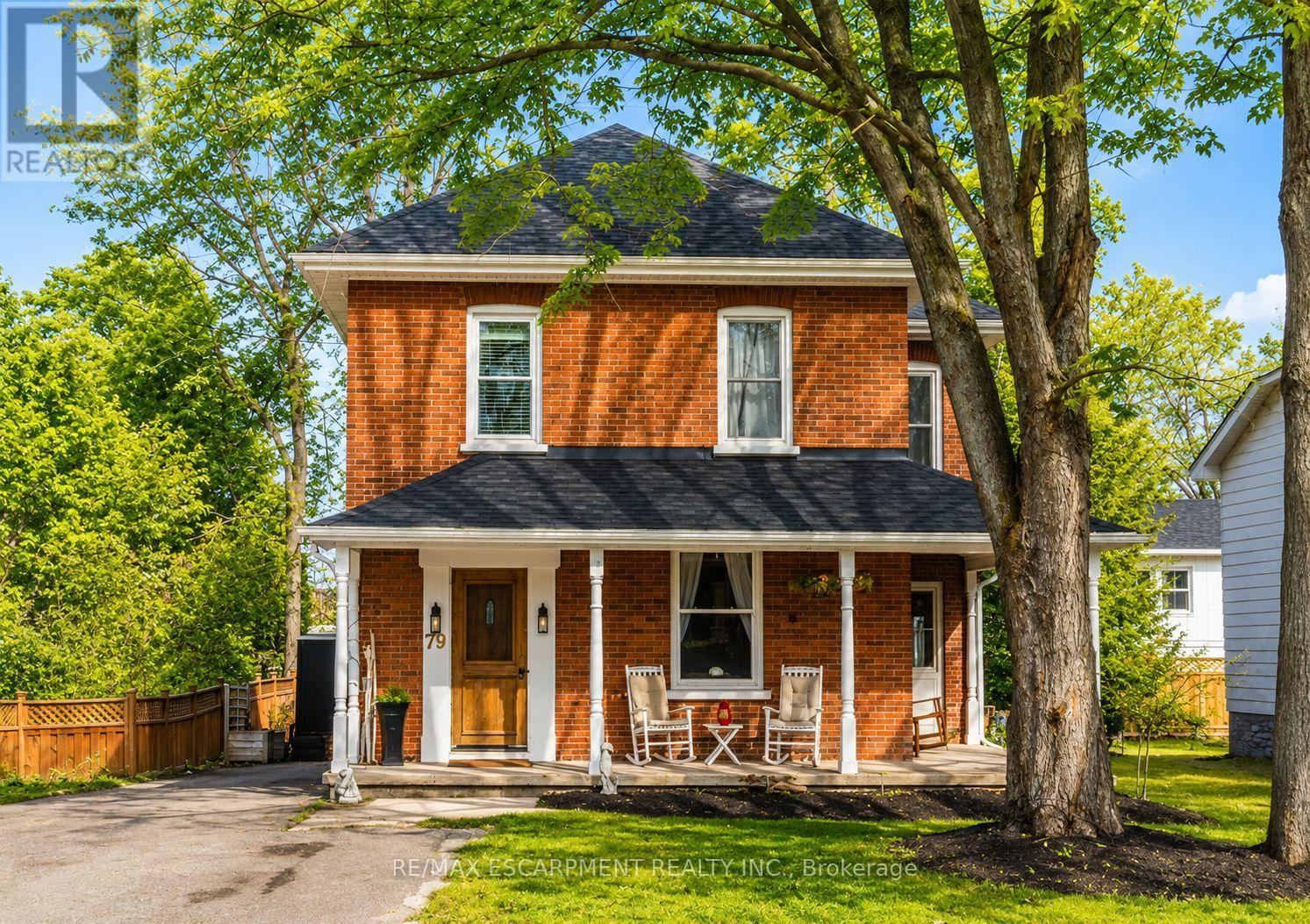 79 Mcmurray Street, Bracebridge, Ontario  P1L 2A1 - Photo 2 - X13521510