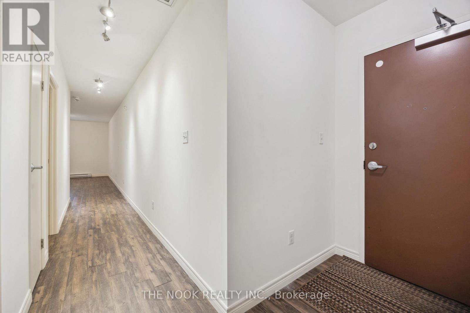305(1b) - 38 Walton Street, Port Hope, Ontario  L1A 1N1 - Photo 3 - X12947232