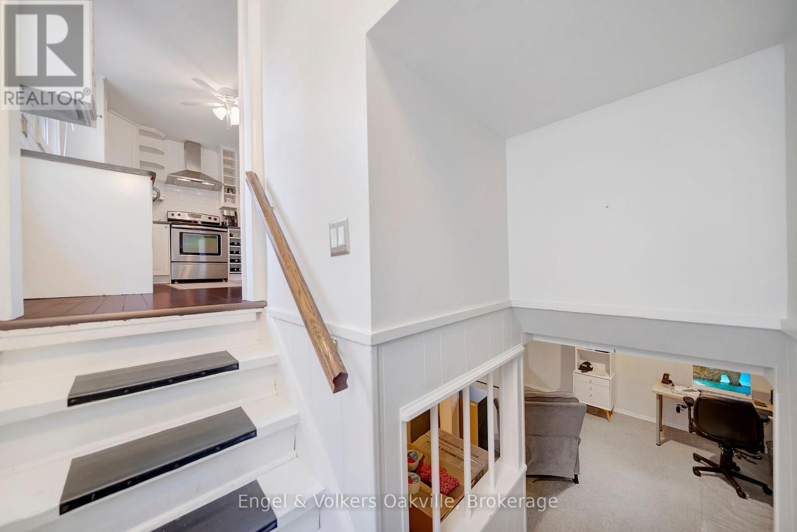 1354 Ontario Street, Burlington, Ontario  L7S 1G1 - Photo 15 - W13528856