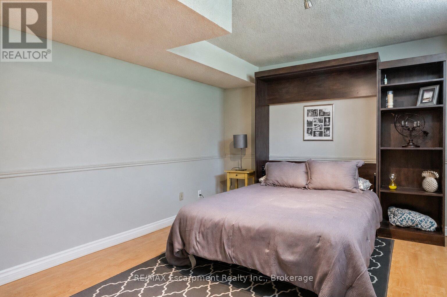 104 Whittington Place, Oakville, Ontario  L6K 3V9 - Photo 33 - W13528872
