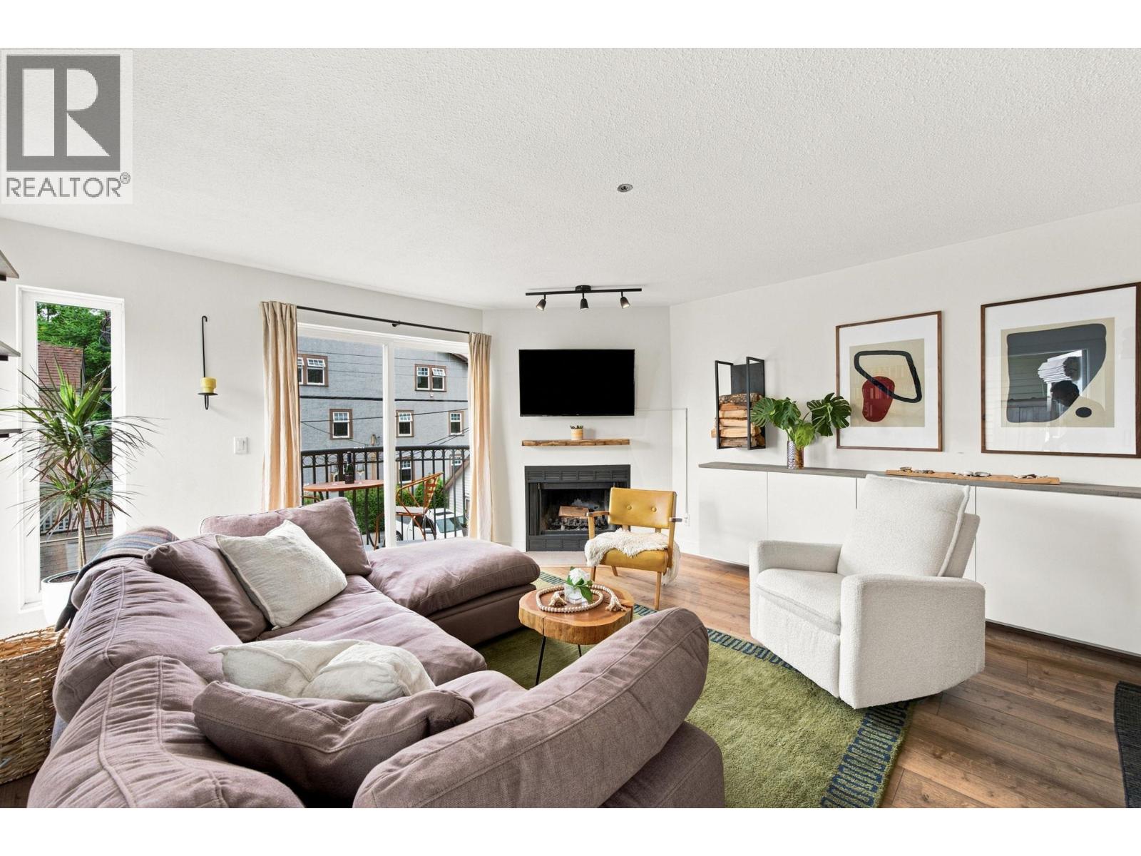 304 888 W 13th Avenue, Vancouver, British Columbia  V5Z 1P2 - Photo 2 - R3142993