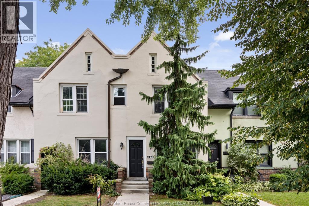 2123 Ontario STREET, windsor, Ontario