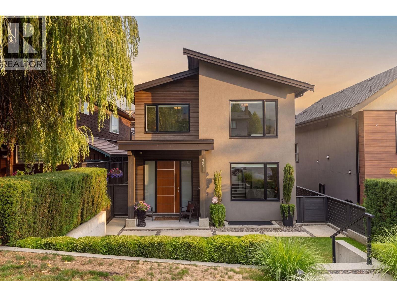 351 W 28TH STREET, North Vancouver