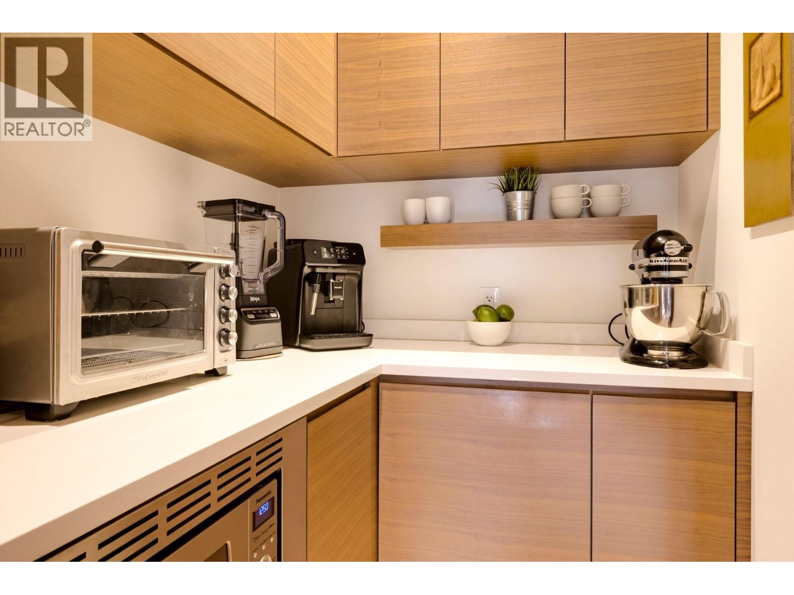 351 W 28th Street, North Vancouver, British Columbia  V7N 2J2 - Photo 12 - R3143015