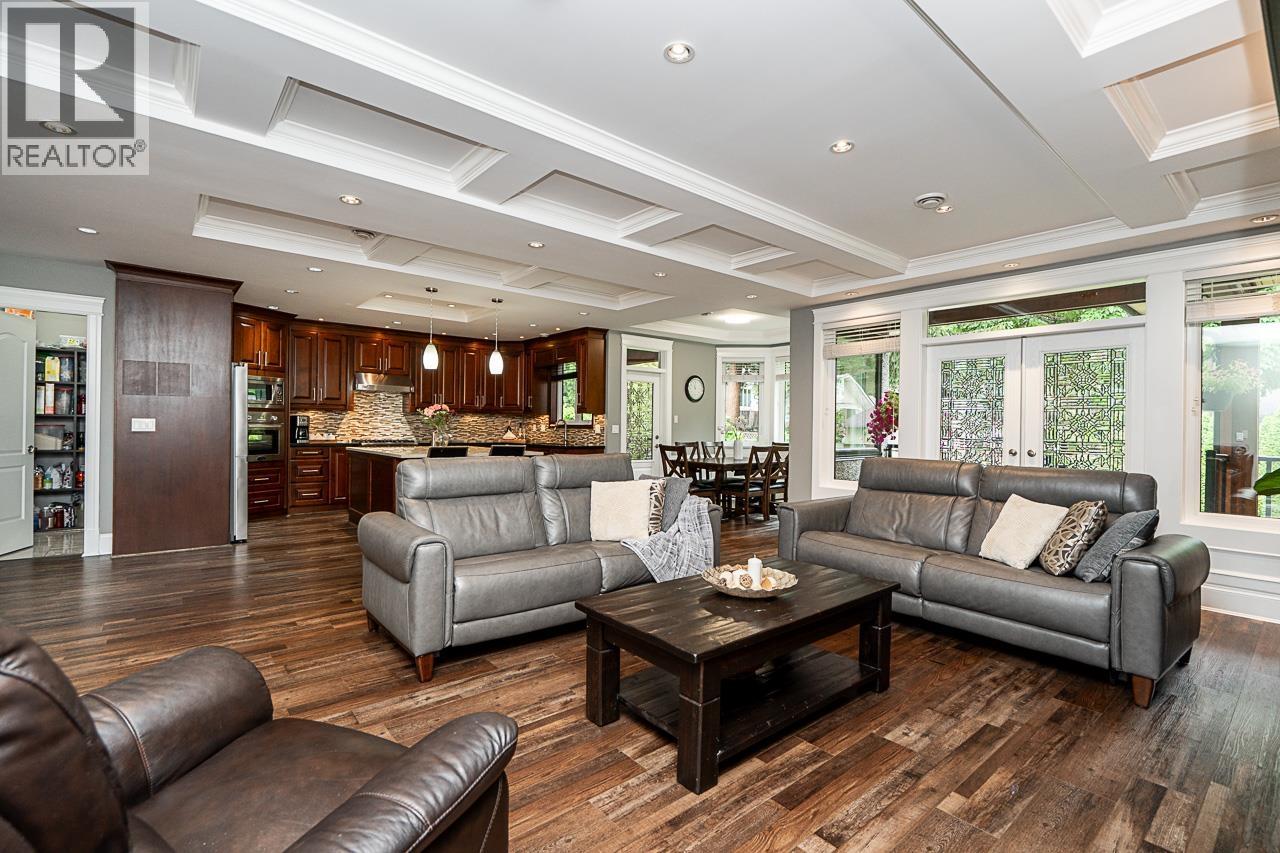 836 Sprice Avenue, Coquitlam, British Columbia  V3J 2P1 - Photo 8 - R3143022
