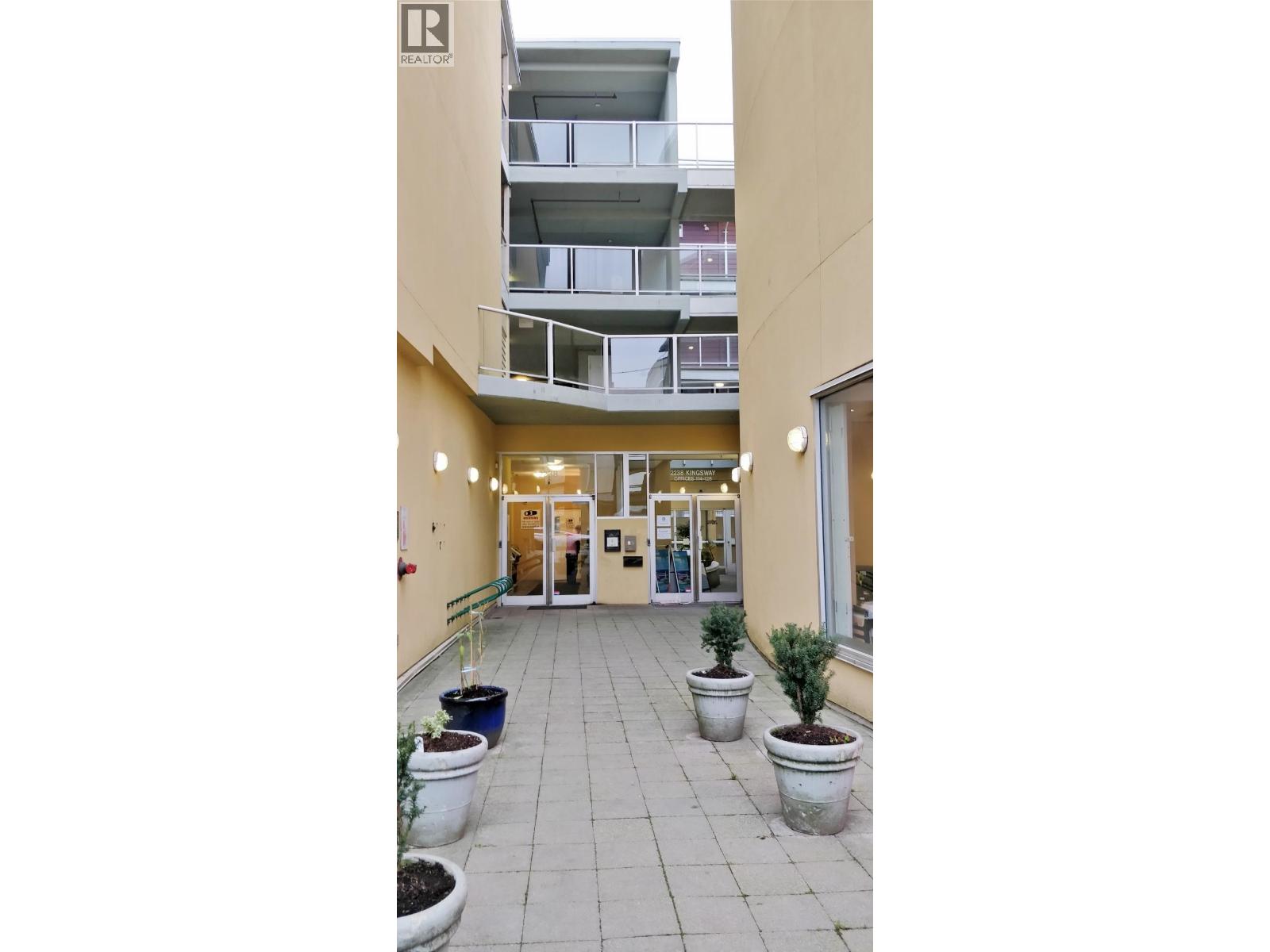 120 2238 Kingsway, Vancouver, British Columbia  V5N 2T7 - Photo 4 - C8080150