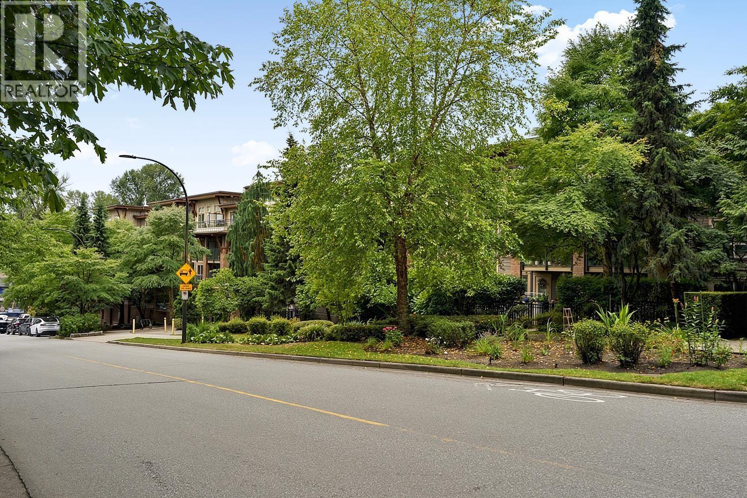 332 1633 Mackay Avenue, North Vancouver, British Columbia V7P 0A2 - Photo 2 - R3140540