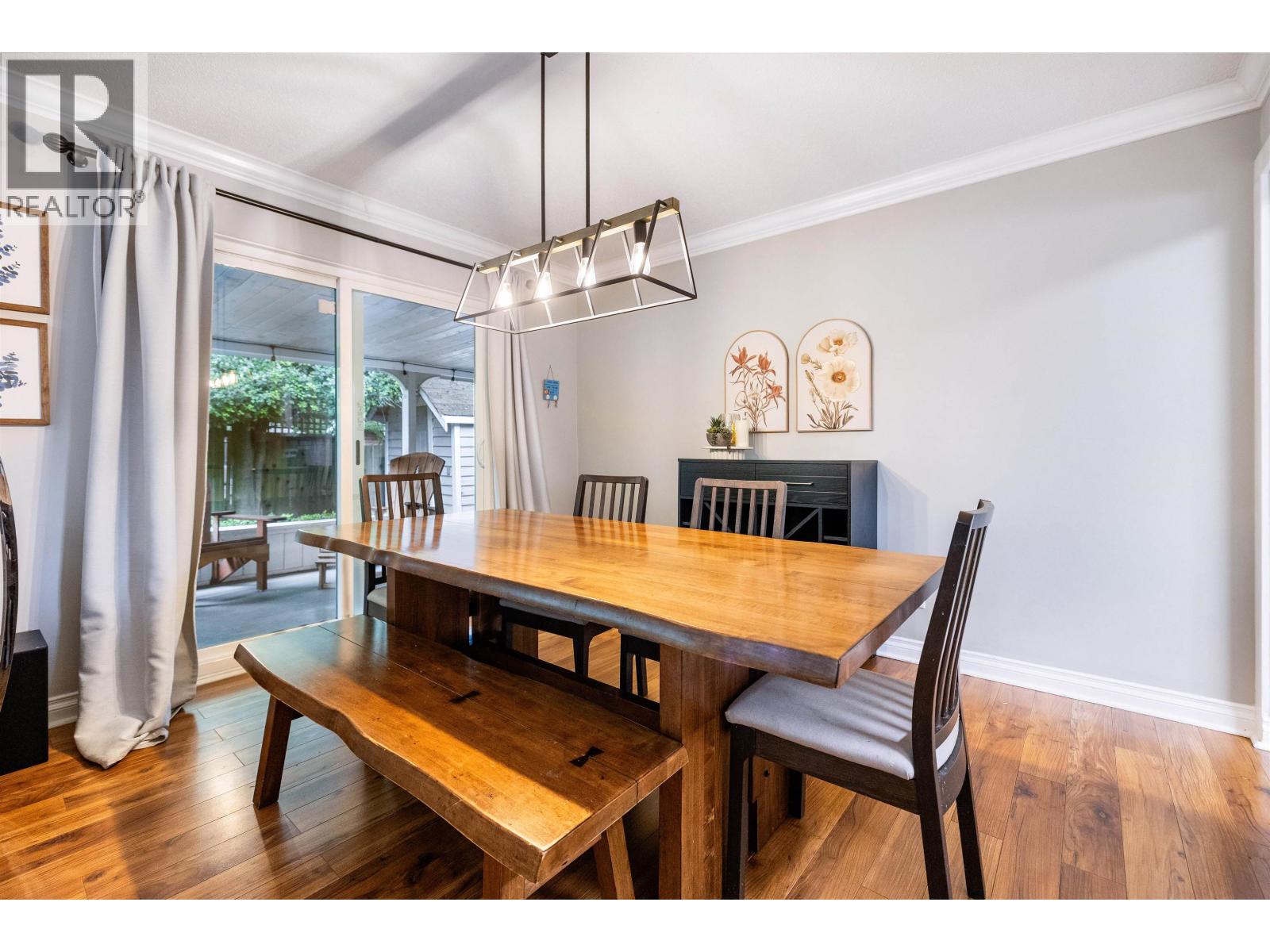 21678 Mountainview Crescent, Maple Ridge, British Columbia  V2X 3V1 - Photo 8 - R3142489