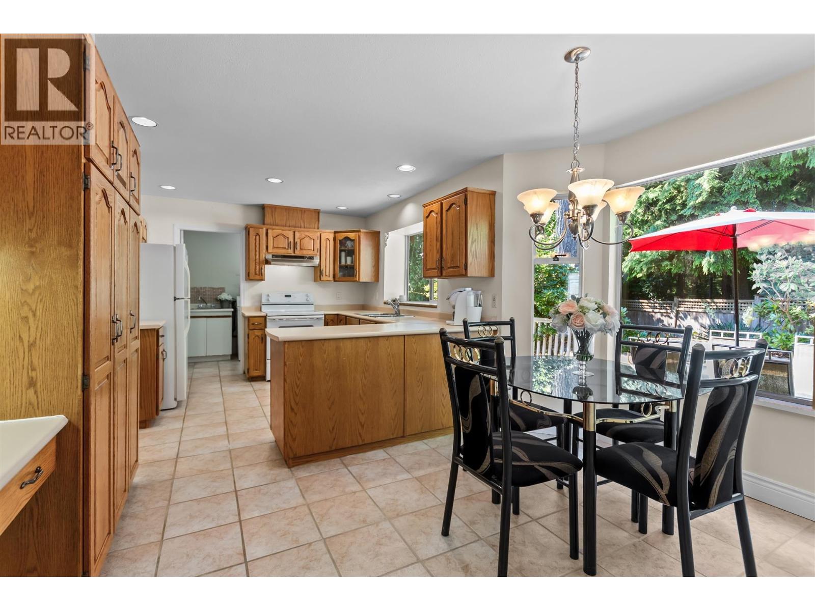 3 Chevalier Court, Port Moody, British Columbia  V3H 4L3 - Photo 10 - R3142939