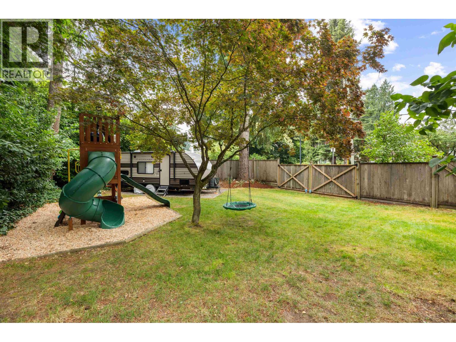 21678 Mountainview Crescent, Maple Ridge, British Columbia  V2X 3V1 - Photo 31 - R3142489