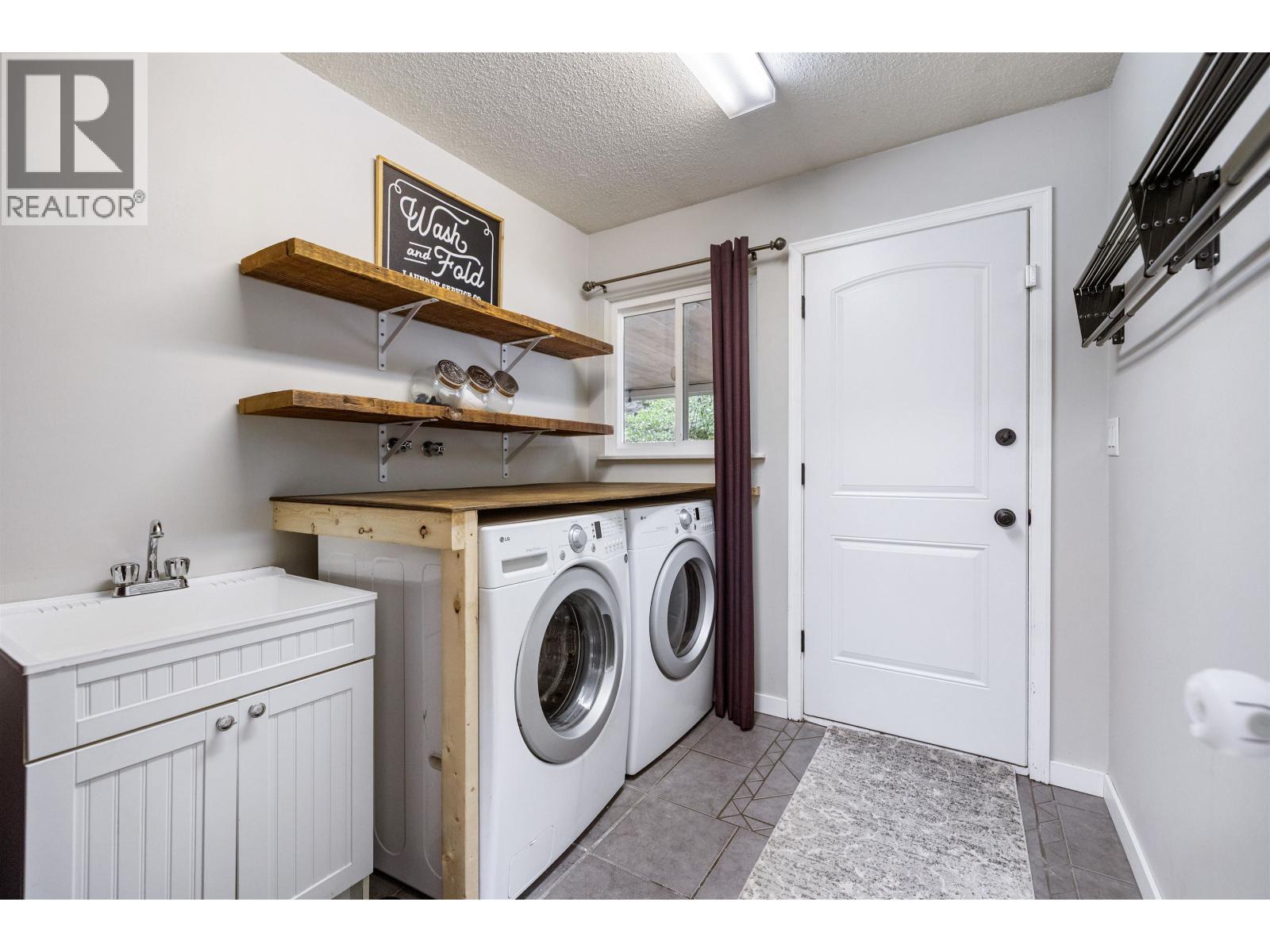 21678 Mountainview Crescent, Maple Ridge, British Columbia  V2X 3V1 - Photo 23 - R3142489