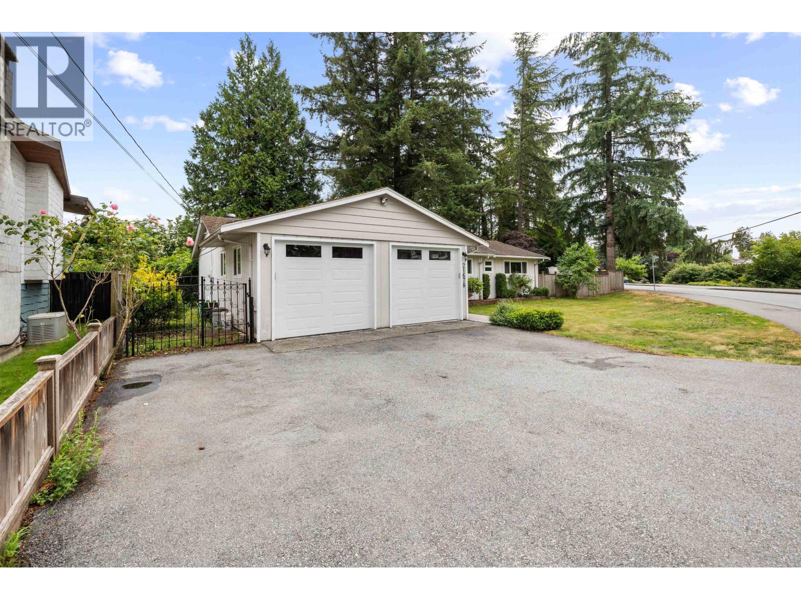 21678 Mountainview Crescent, Maple Ridge, British Columbia  V2X 3V1 - Photo 33 - R3142489