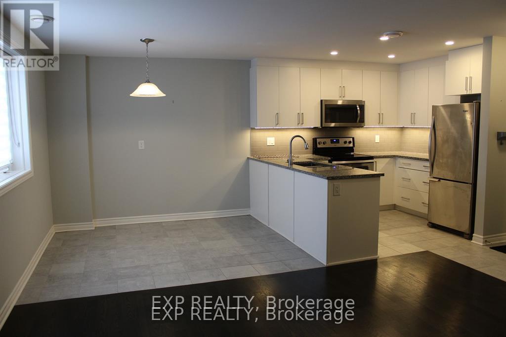 1 - 360 Tribeca Private, Ottawa, Ontario  K2J 6B4 - Photo 11 - X13528778