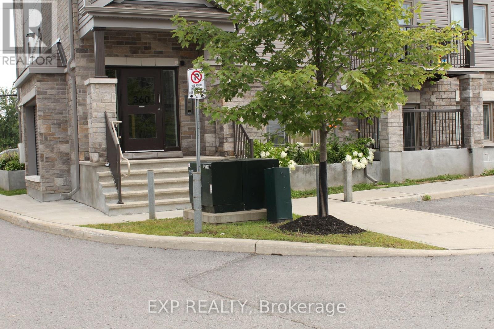 1 - 360 Tribeca Private, Ottawa, Ontario  K2J 6B4 - Photo 3 - X13528778